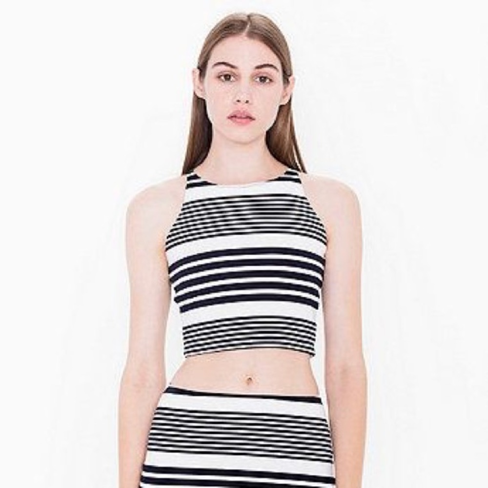 NWOT AA Cropped high neck tank